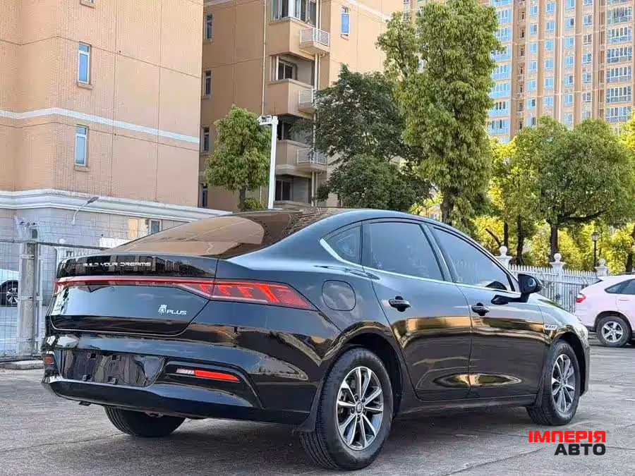 BYD Qin Plus - фото 4