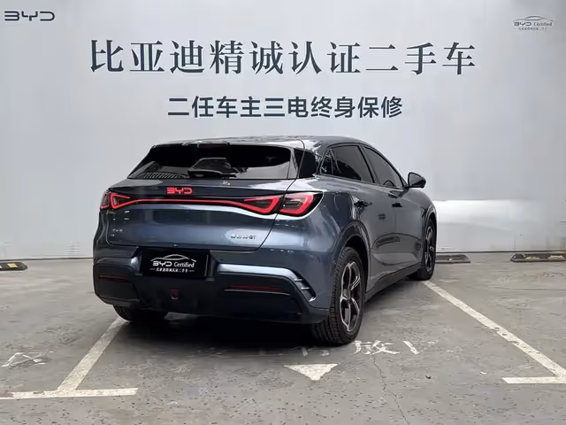 BYD Seal - фото 2