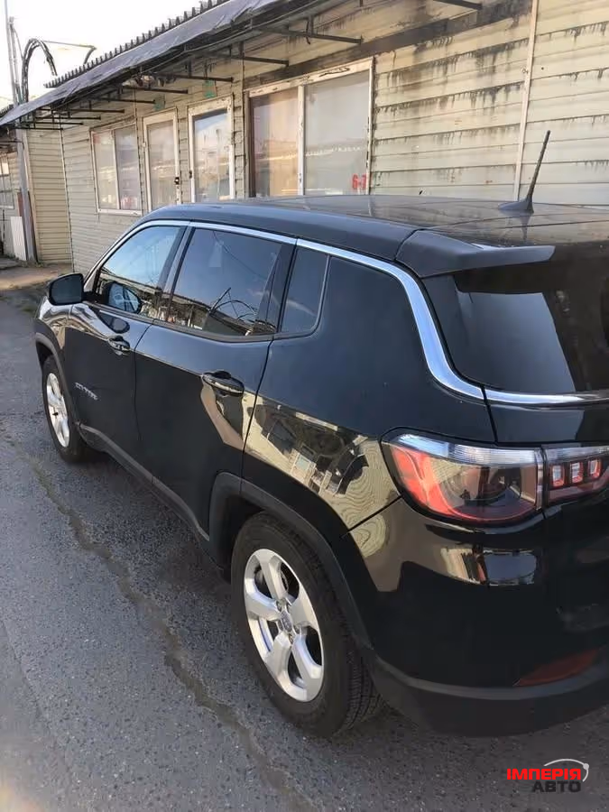 Jeep Compass - фото 3