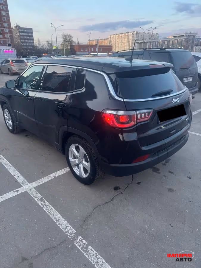 Jeep Compass - фото 6