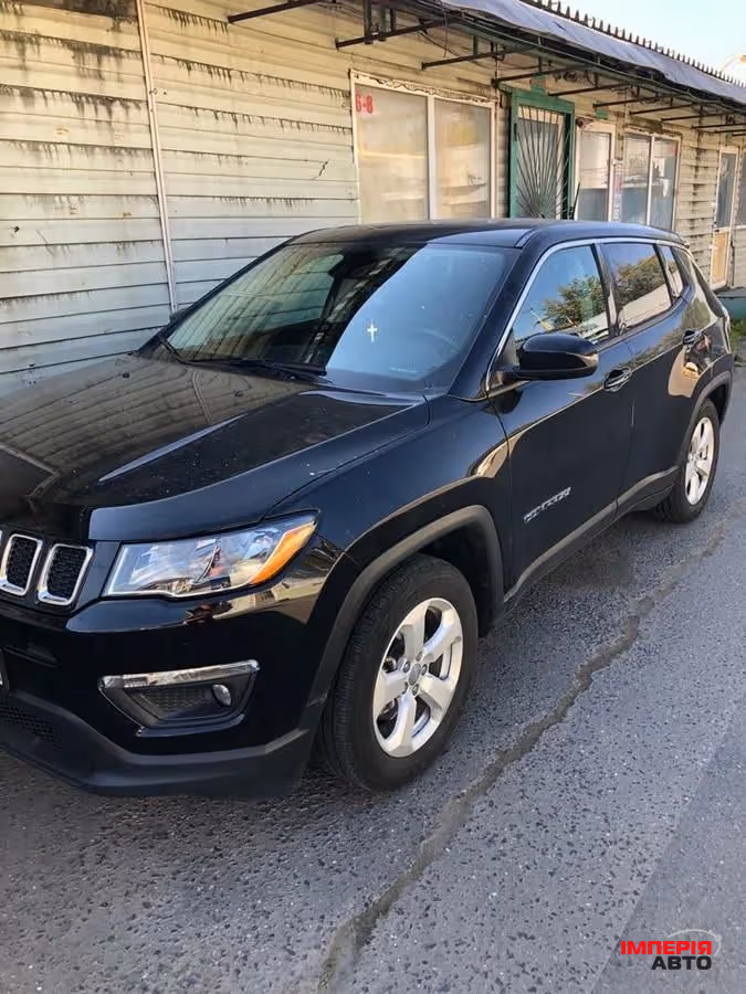 Jeep Compass - фото 2