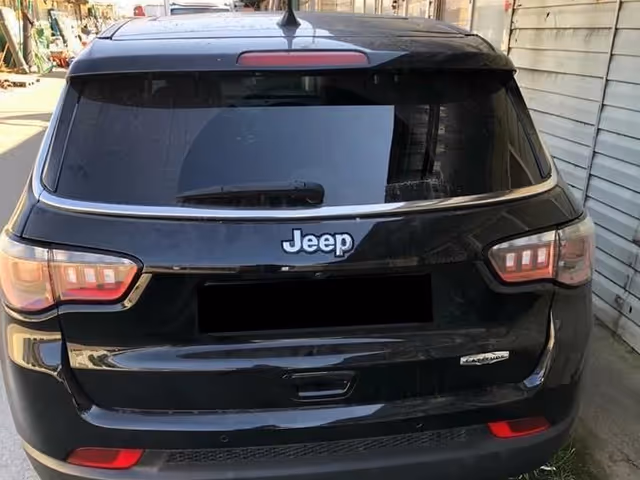 Jeep Compass - фото 4