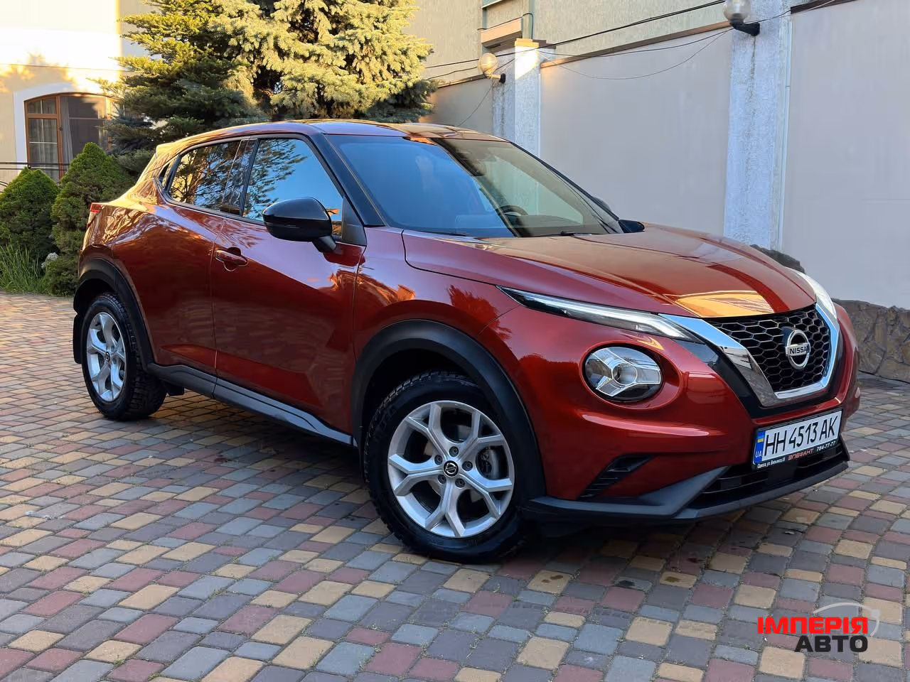 Nissan Juke - фото 1