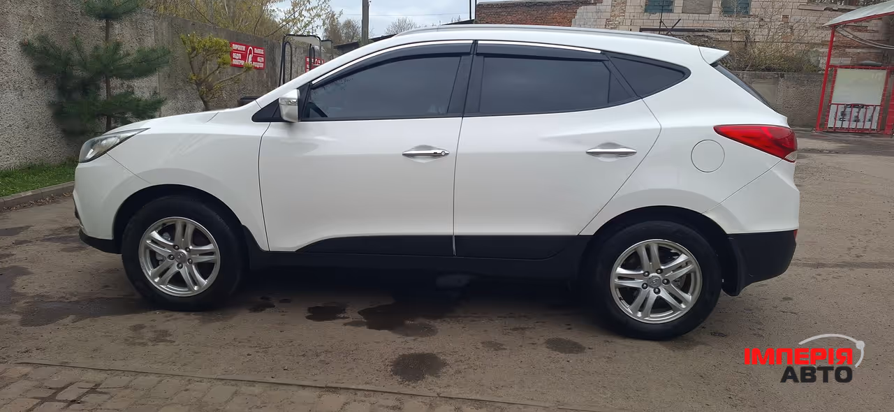 Hyundai ix35 - фото 2