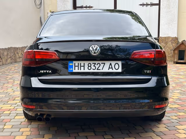 Volkswagen Jetta - фото 5