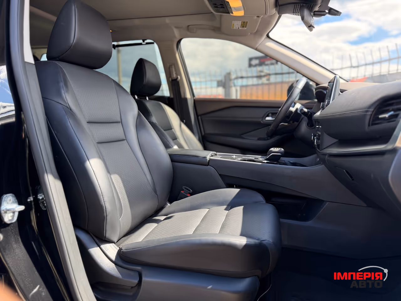Nissan Rogue - фото 7