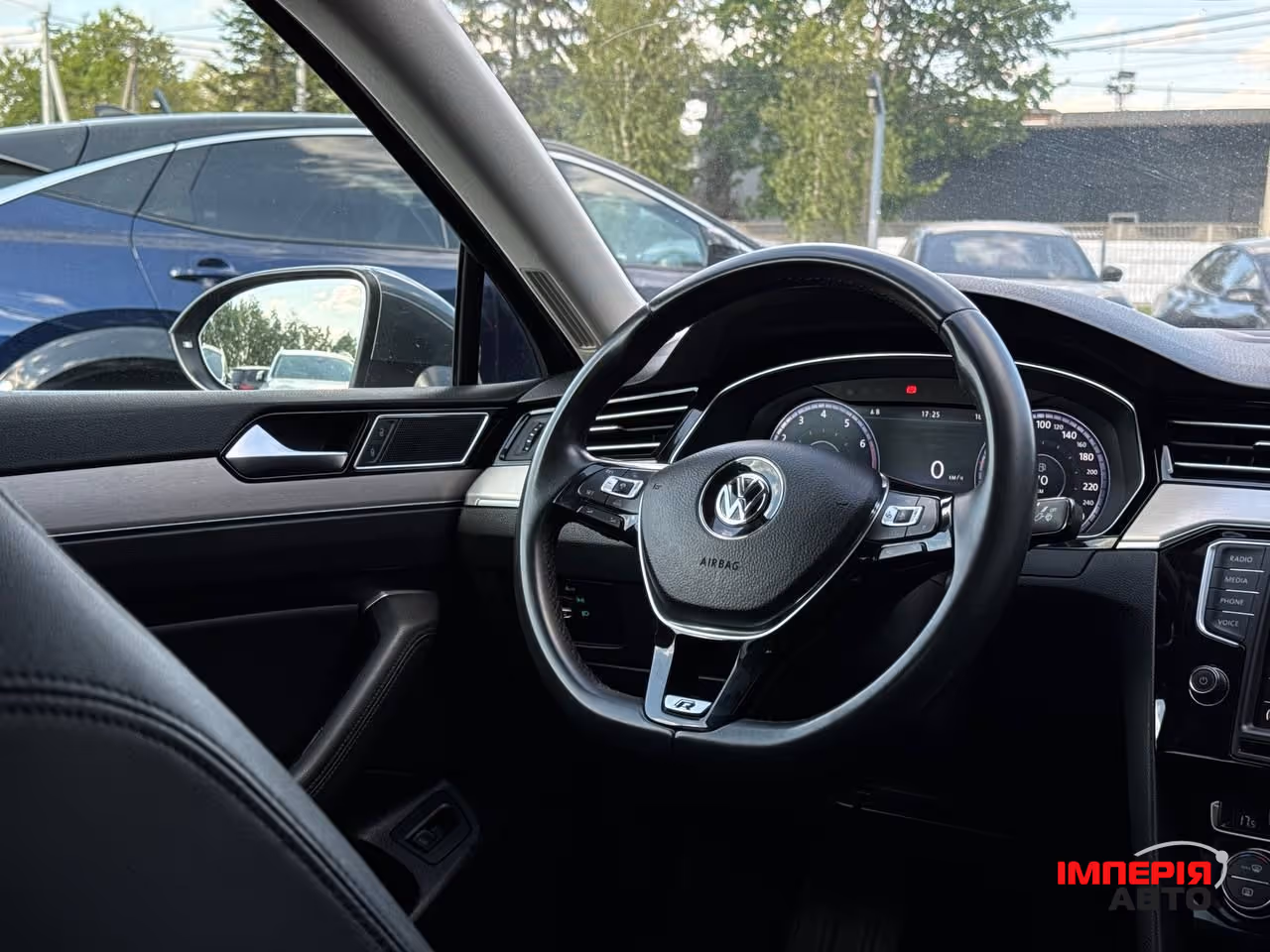 Volkswagen Passat - фото 60