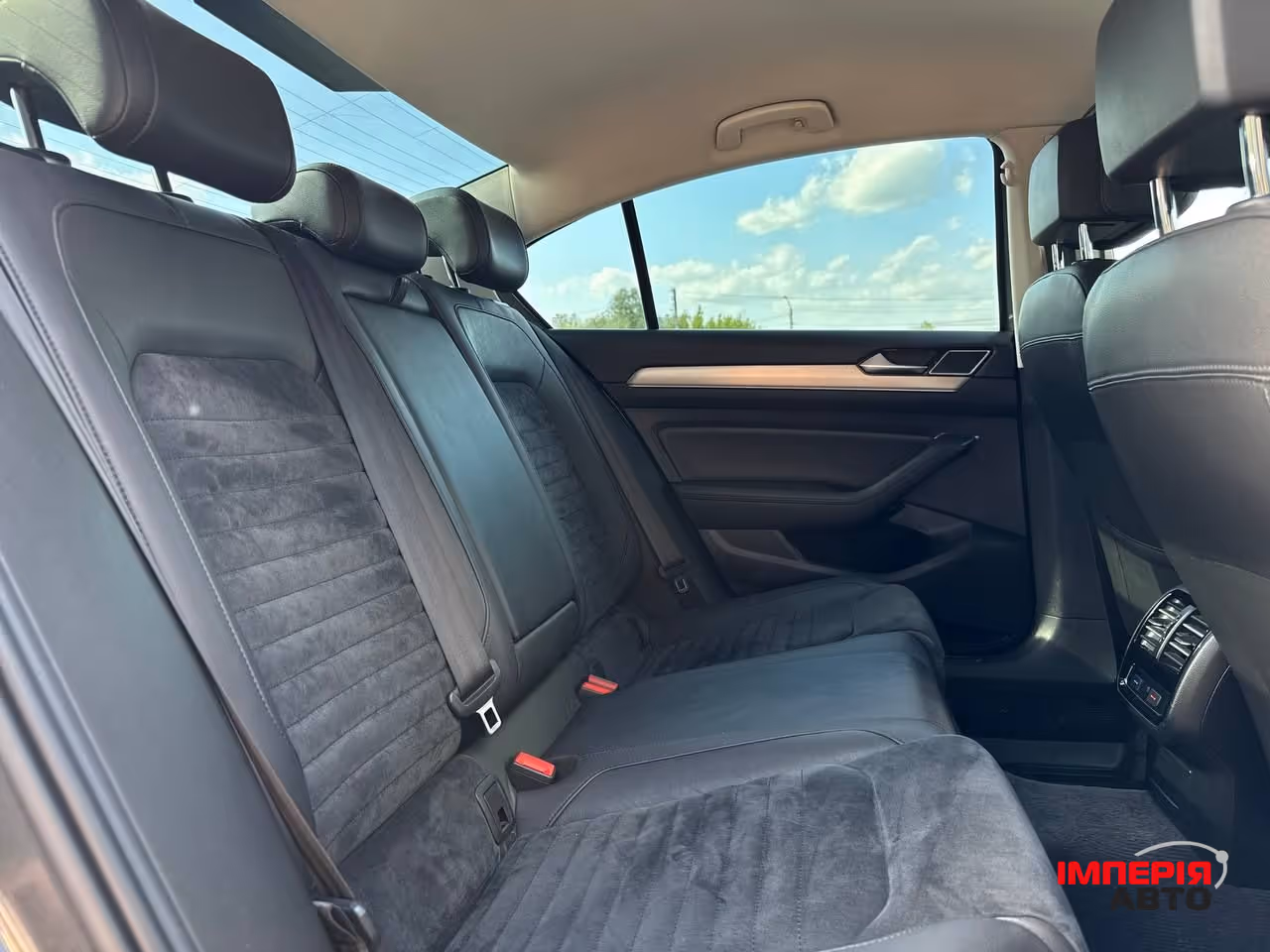 Volkswagen Passat - фото 69