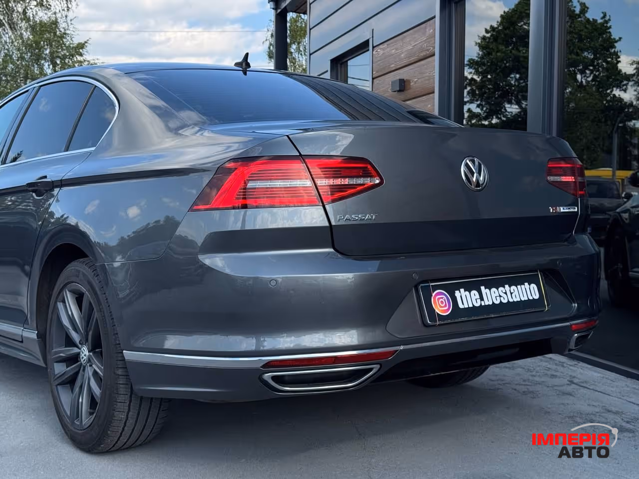 Volkswagen Passat - фото 6