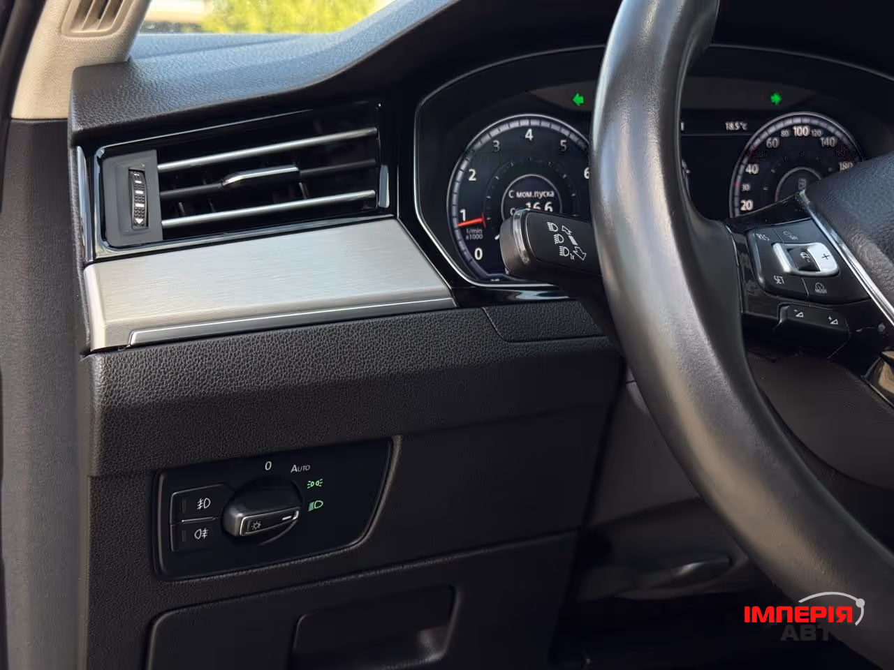Volkswagen Passat - фото 39
