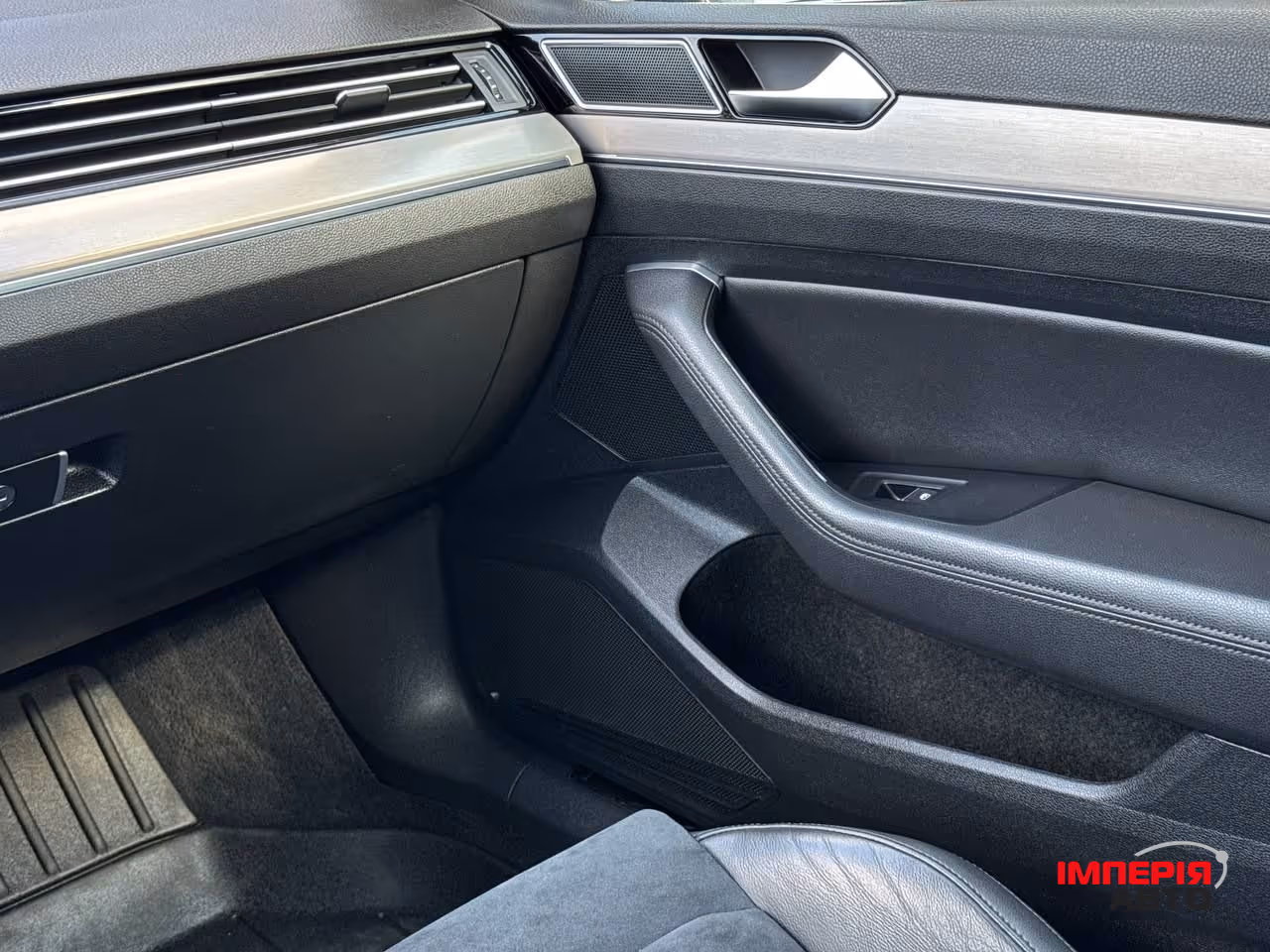 Volkswagen Passat - фото 64