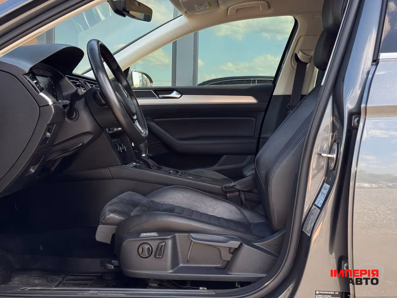 Volkswagen Passat - фото 32