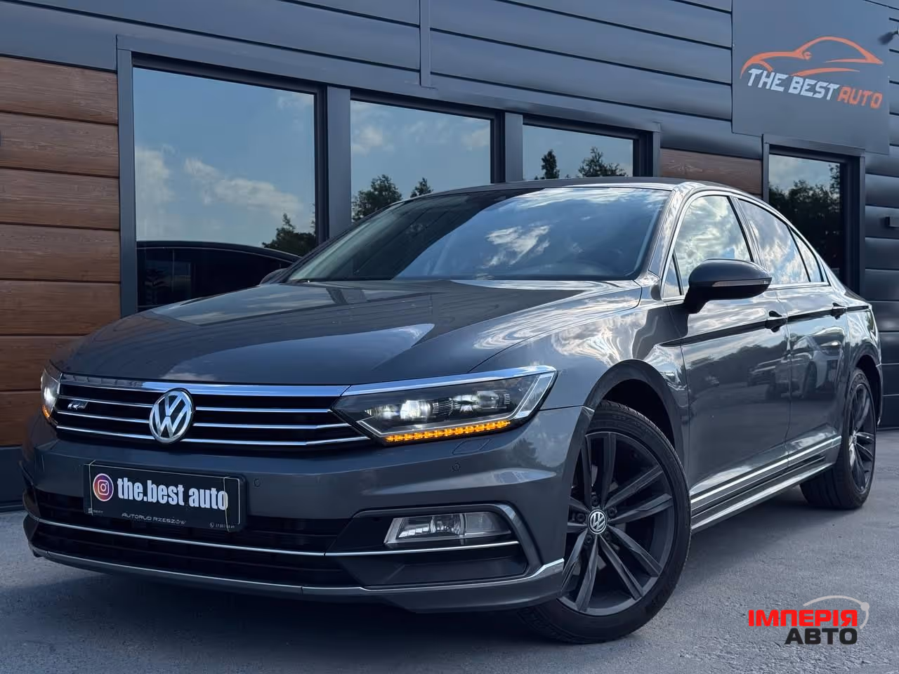 Volkswagen Passat - фото 1
