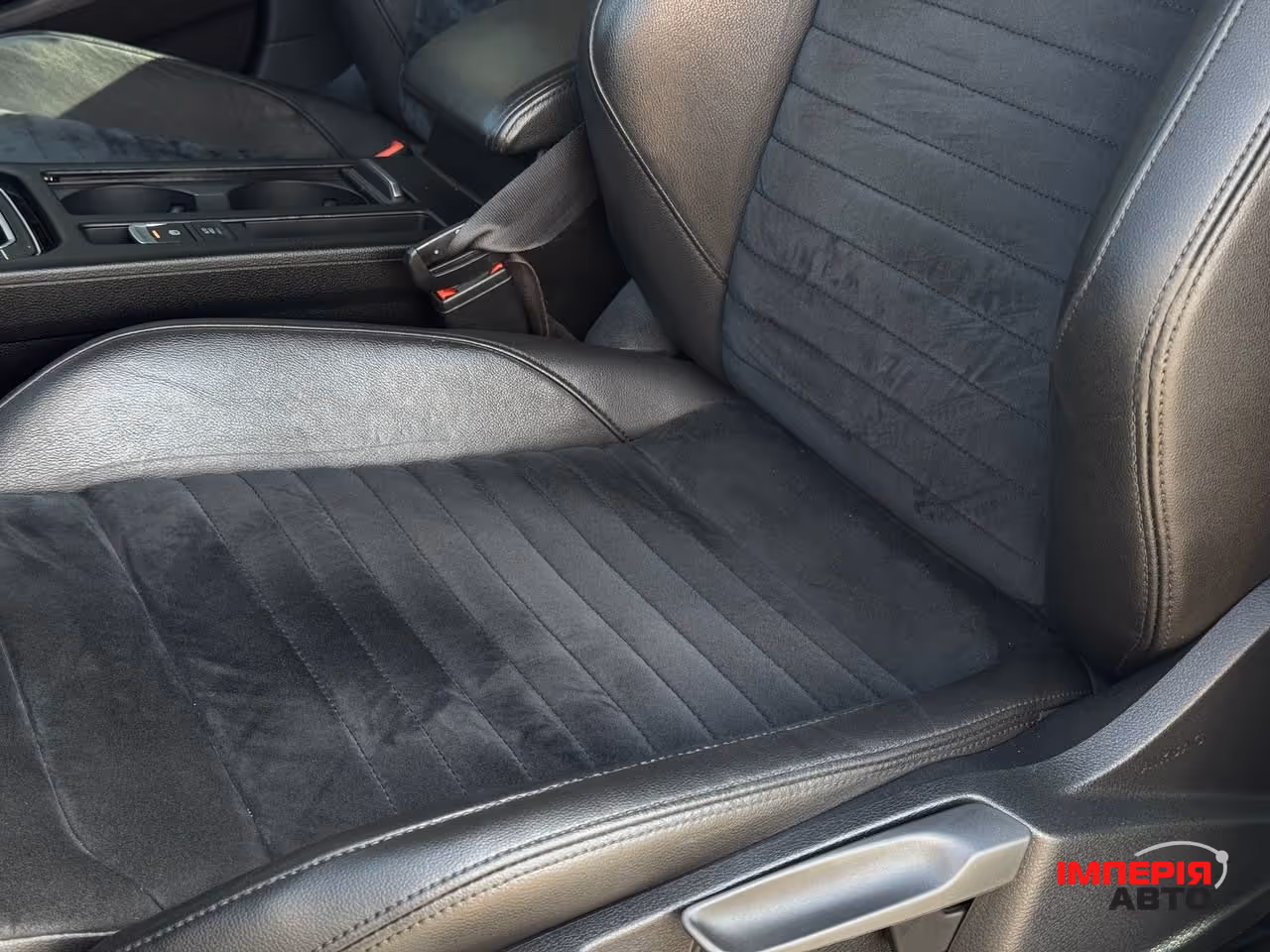 Volkswagen Passat - фото 34