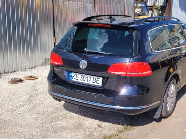 Volkswagen Passat - фото 5
