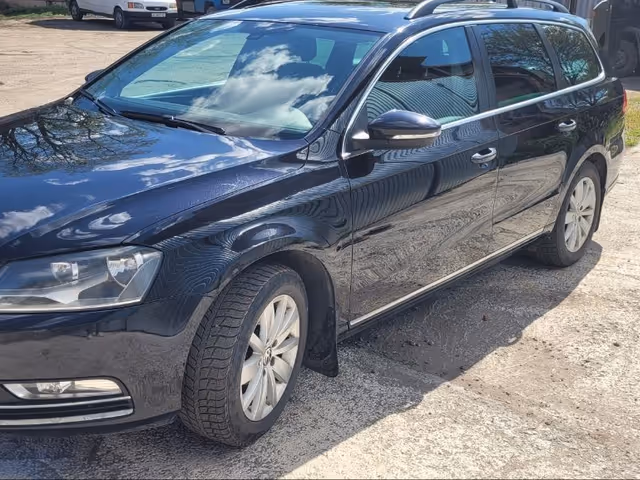 Volkswagen Passat - фото 2