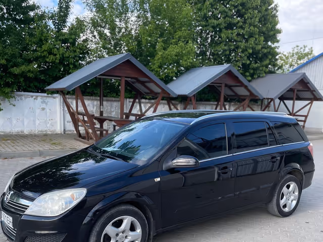 Opel Astra - фото 4