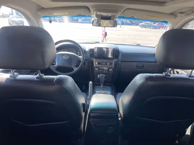 Kia Sorento - фото 4
