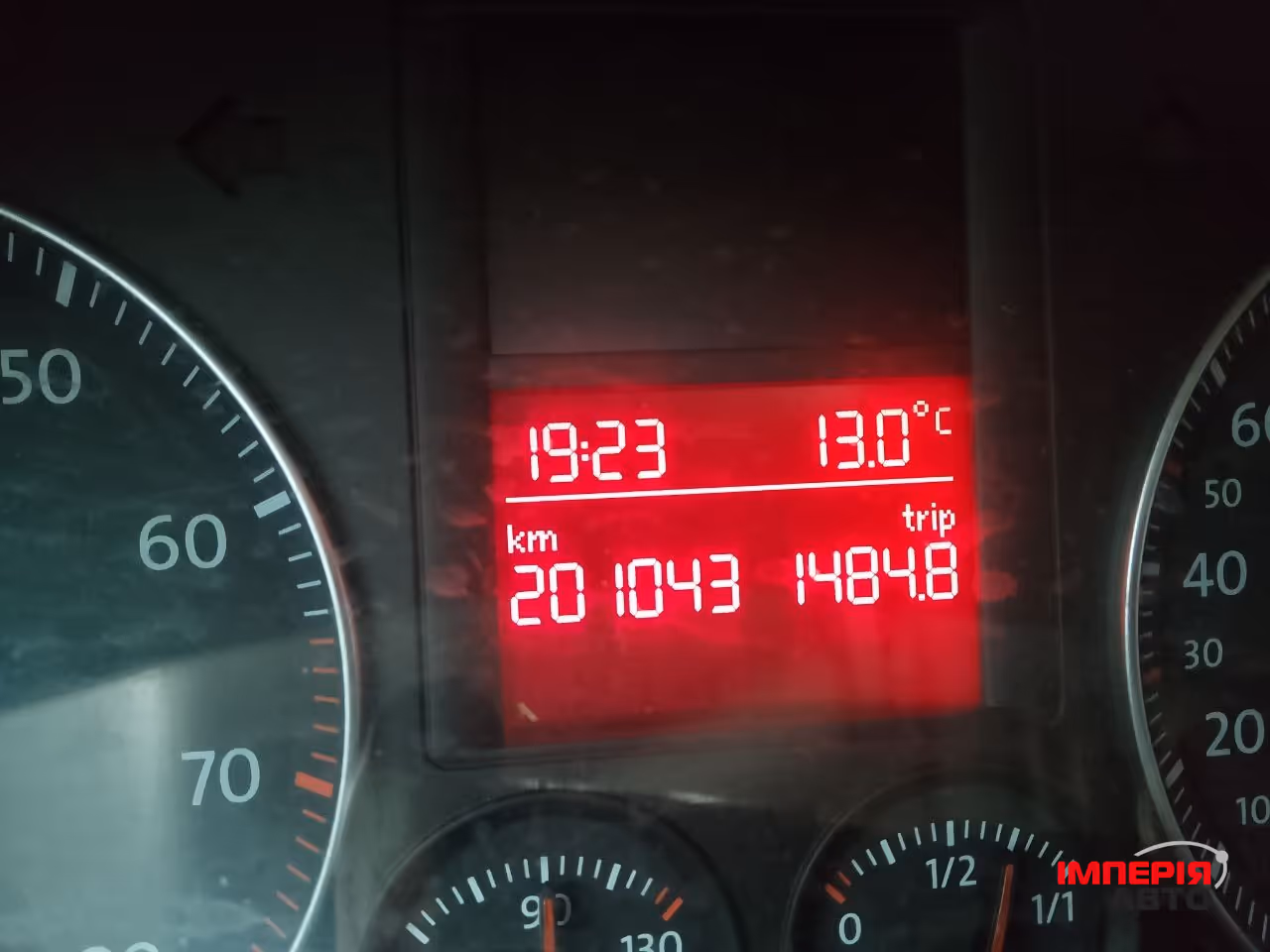 Volkswagen Jetta - фото 4