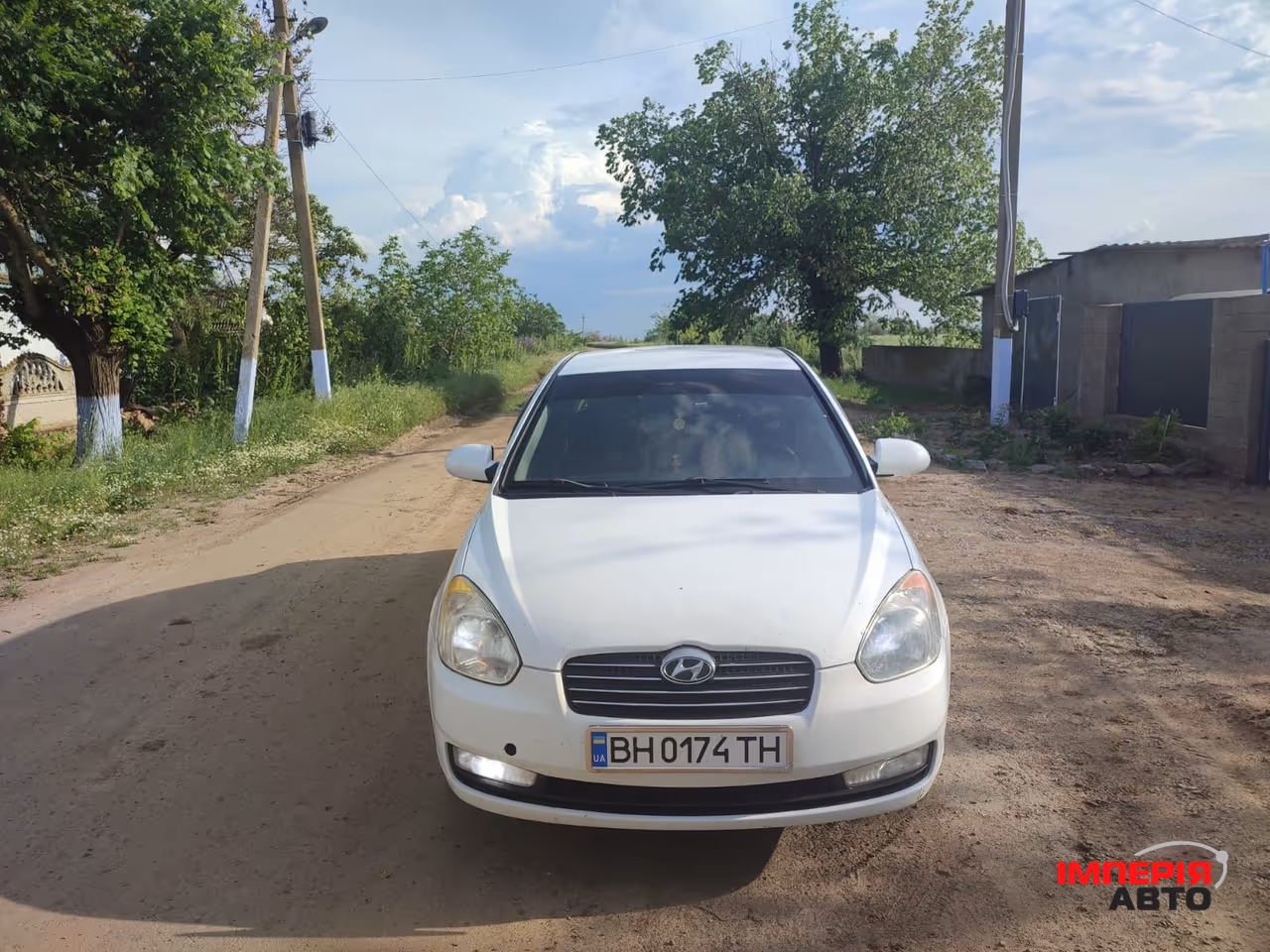 Hyundai Accent - фото 3