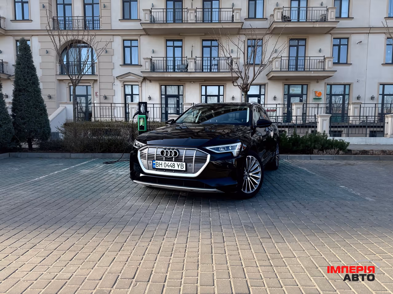 Audi e-tron - фото 3