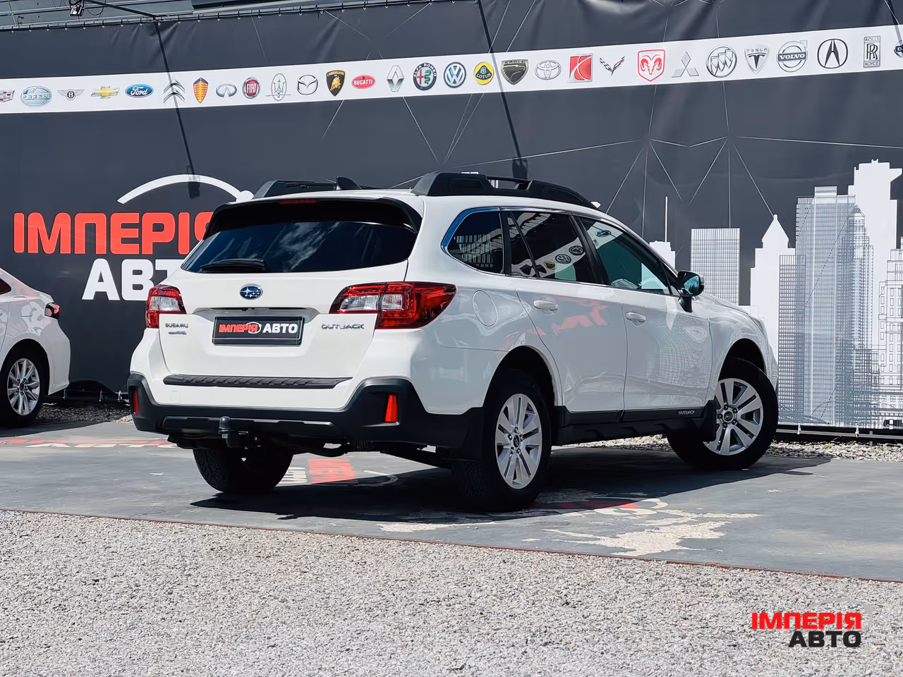 Subaru Outback - фото 6
