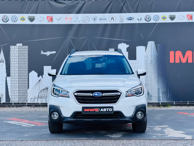 Subaru Outback - фото 2