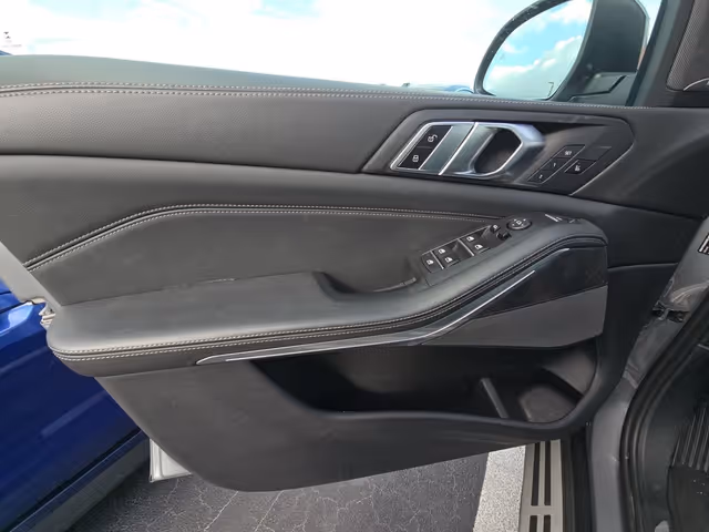BMW X5 - фото 5