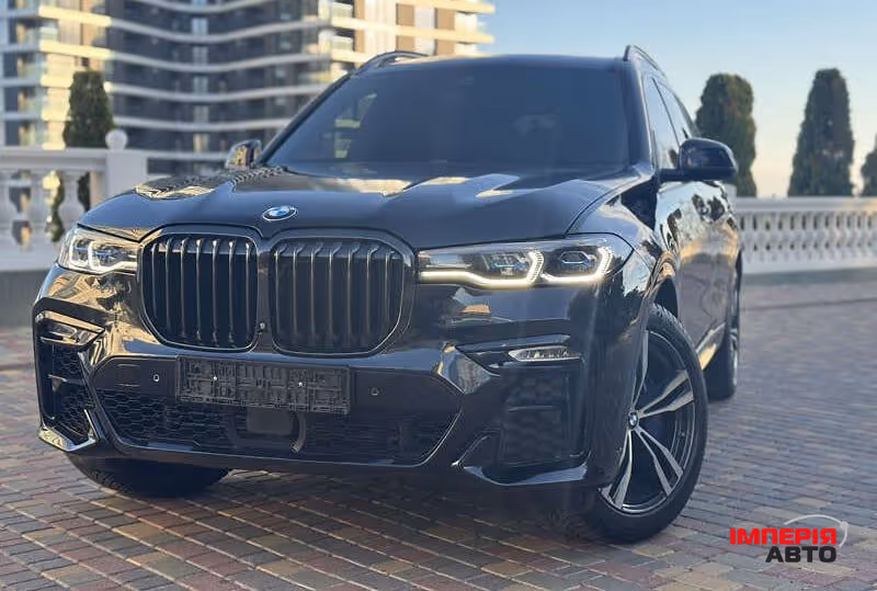 BMW X7 - фото 2
