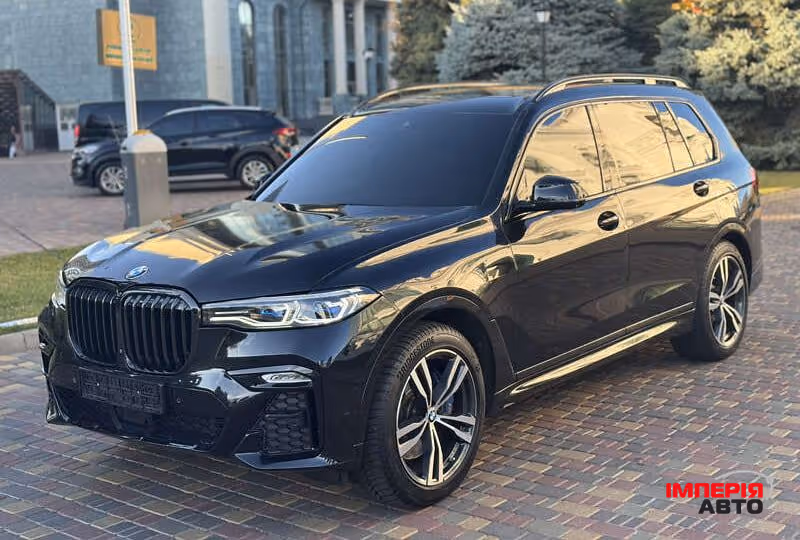 BMW X7 - фото 9