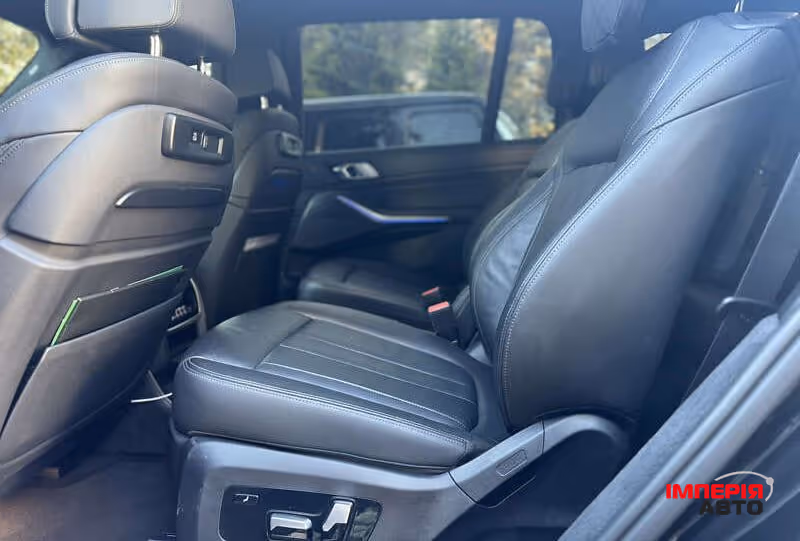 BMW X7 - фото 13
