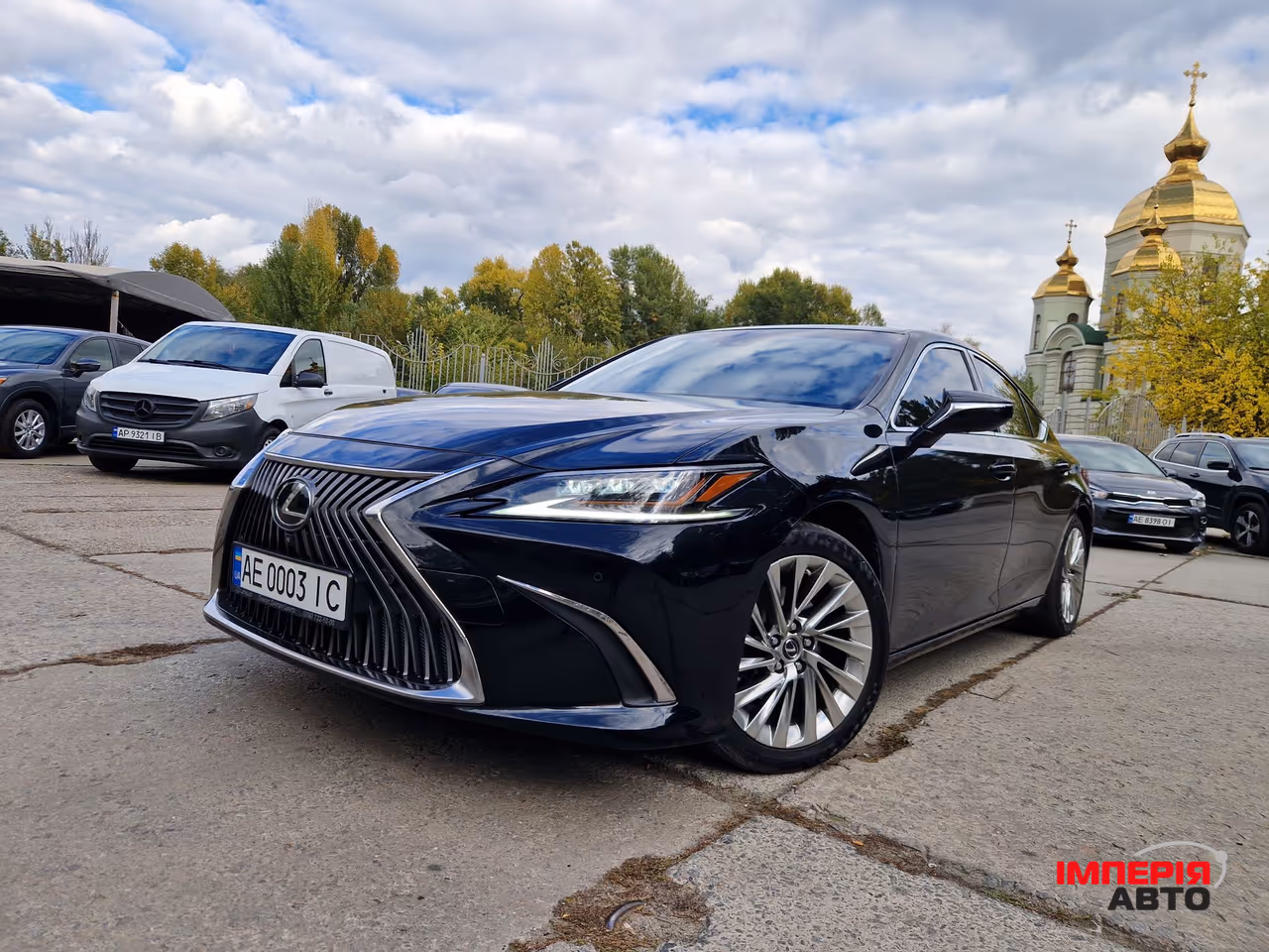 Lexus ES - фото 1
