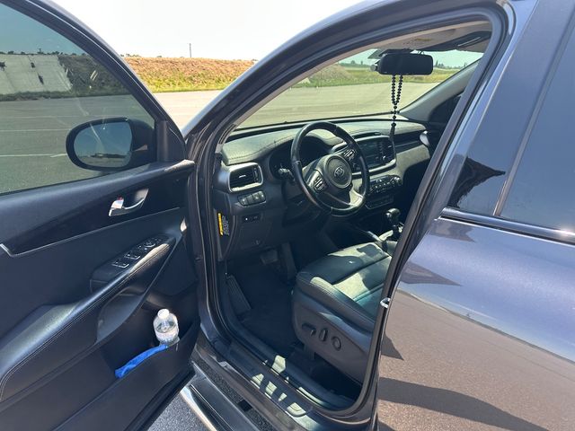 Kia Sorento - фото 3