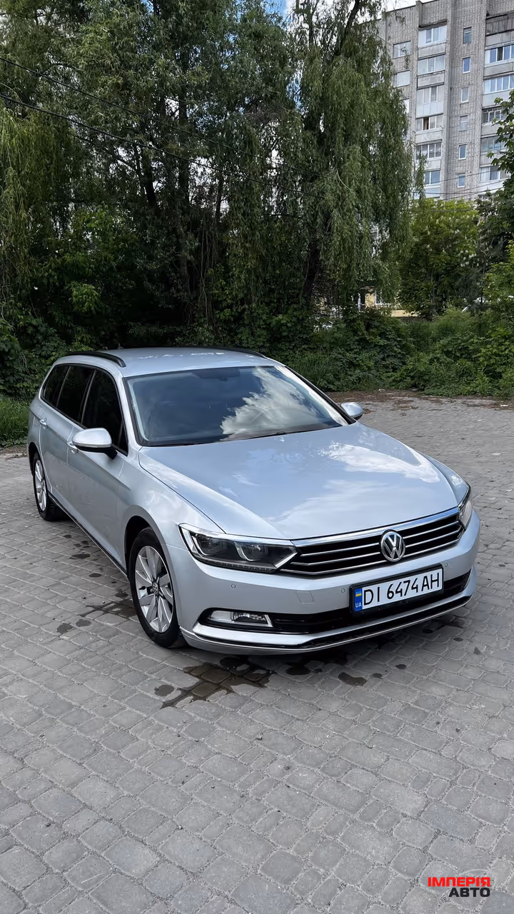 Volkswagen Passat - фото 4
