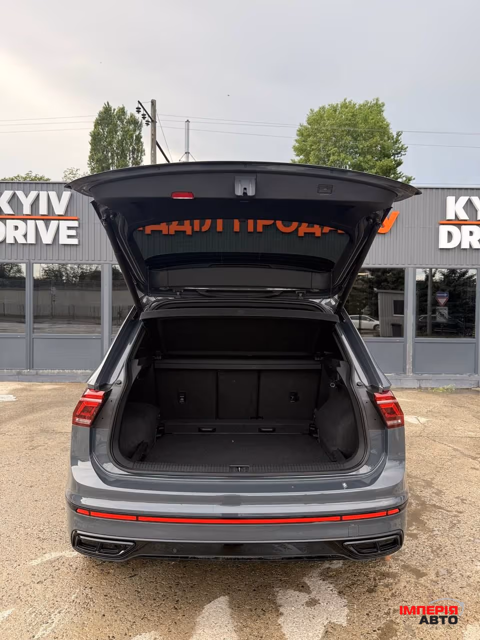 Volkswagen Tiguan - фото 4