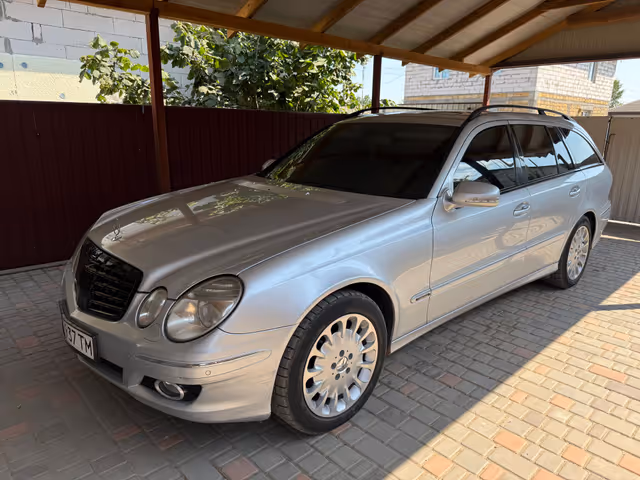 Mercedes-Benz E-Класс - зображення 2