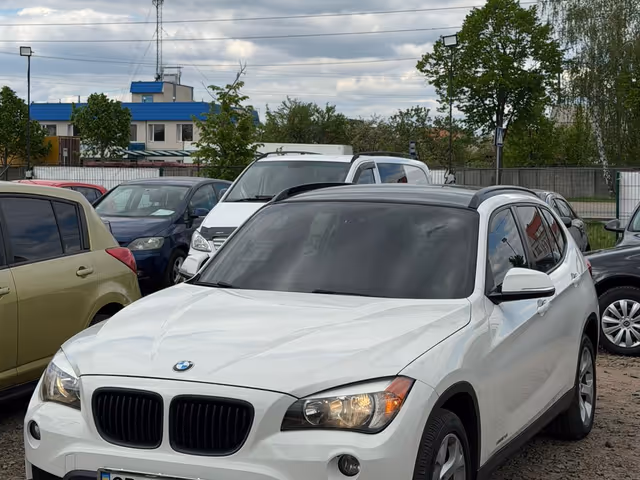 BMW X1 - фото 2