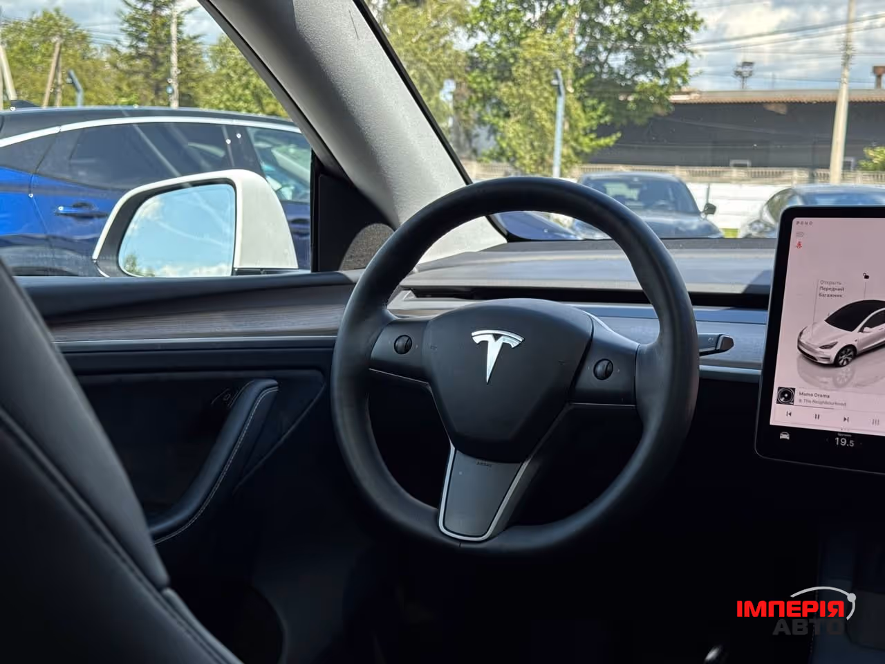 Tesla Model Y - фото 60