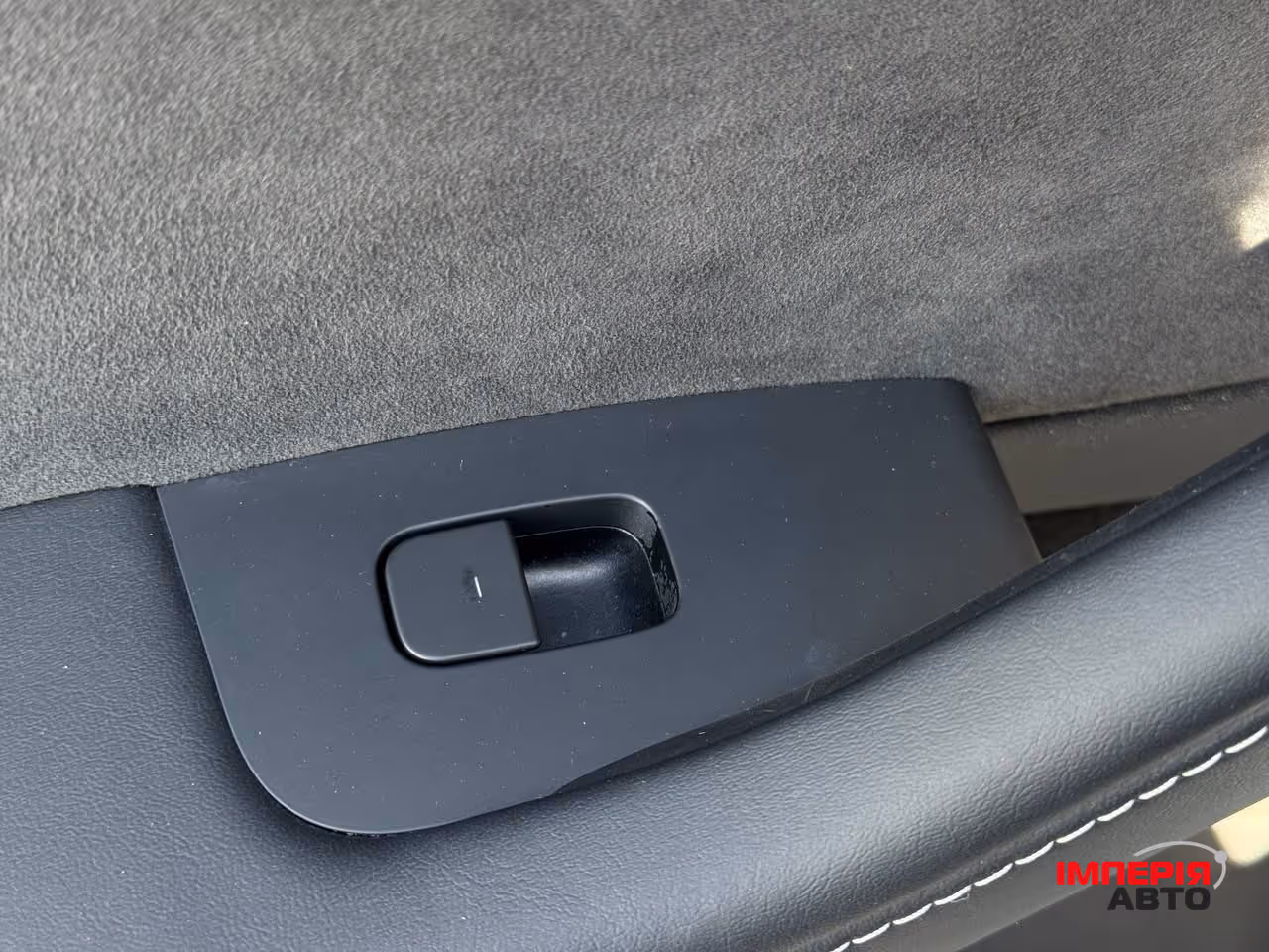 Tesla Model Y - фото 54
