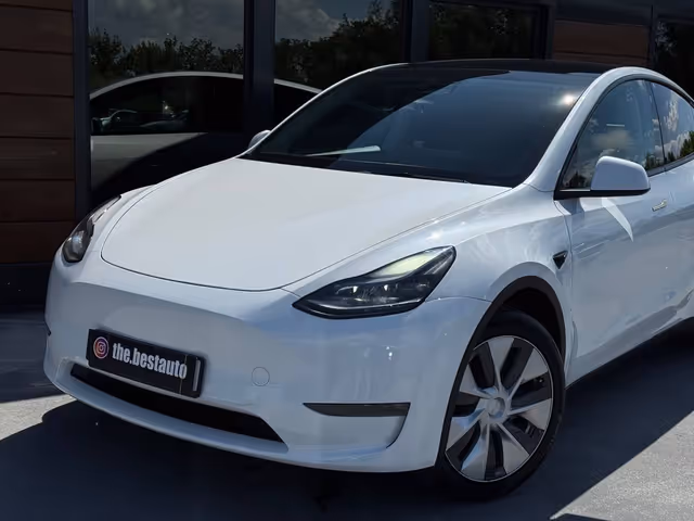 Tesla Model Y - фото 2