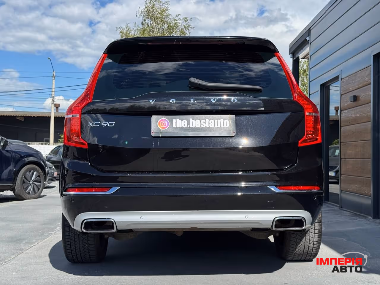 Volvo XC90 - фото 16