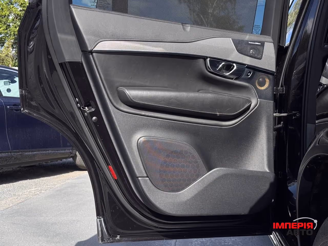 Volvo XC90 - фото 53