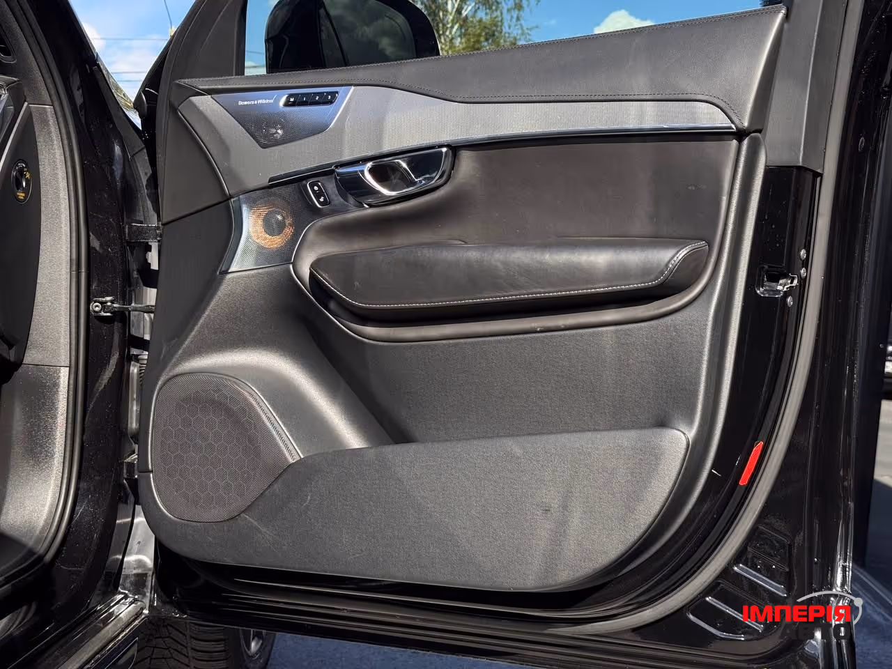 Volvo XC90 - фото 82