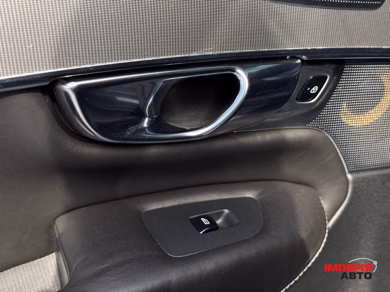 Volvo XC90 - фото 55