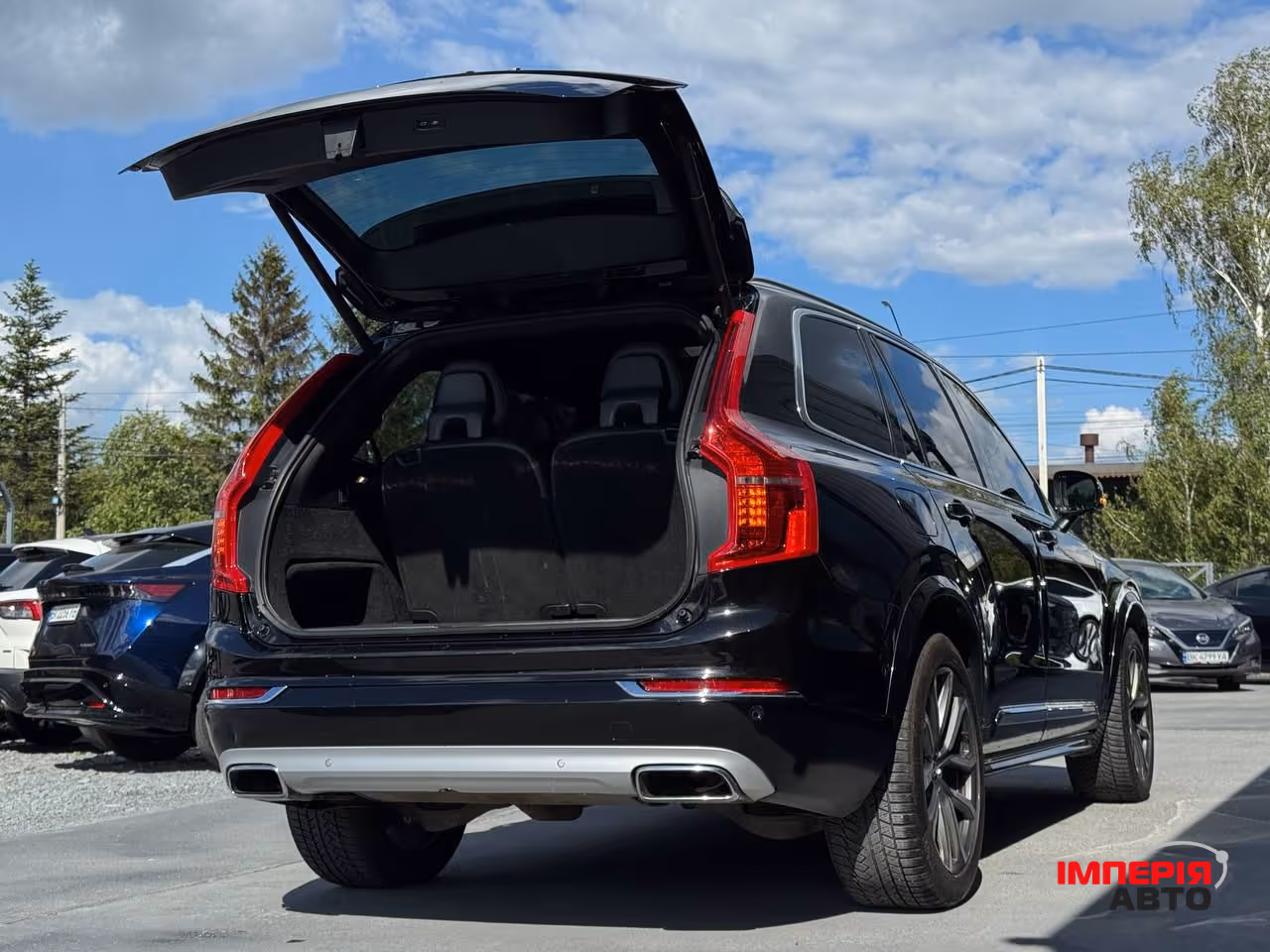 Volvo XC90 - фото 26