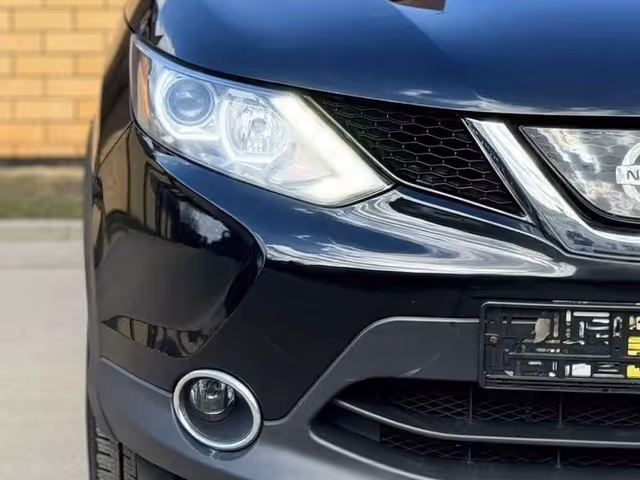 Nissan Rogue Sport - фото 2