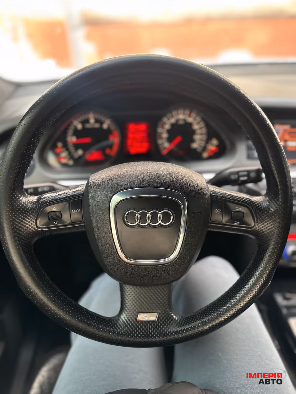Audi A6 - фото 5