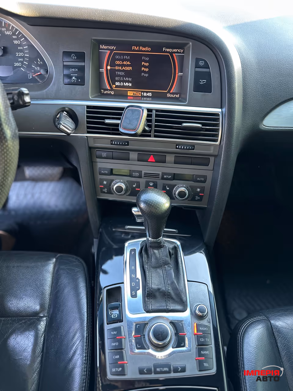 Audi A6 - фото 6