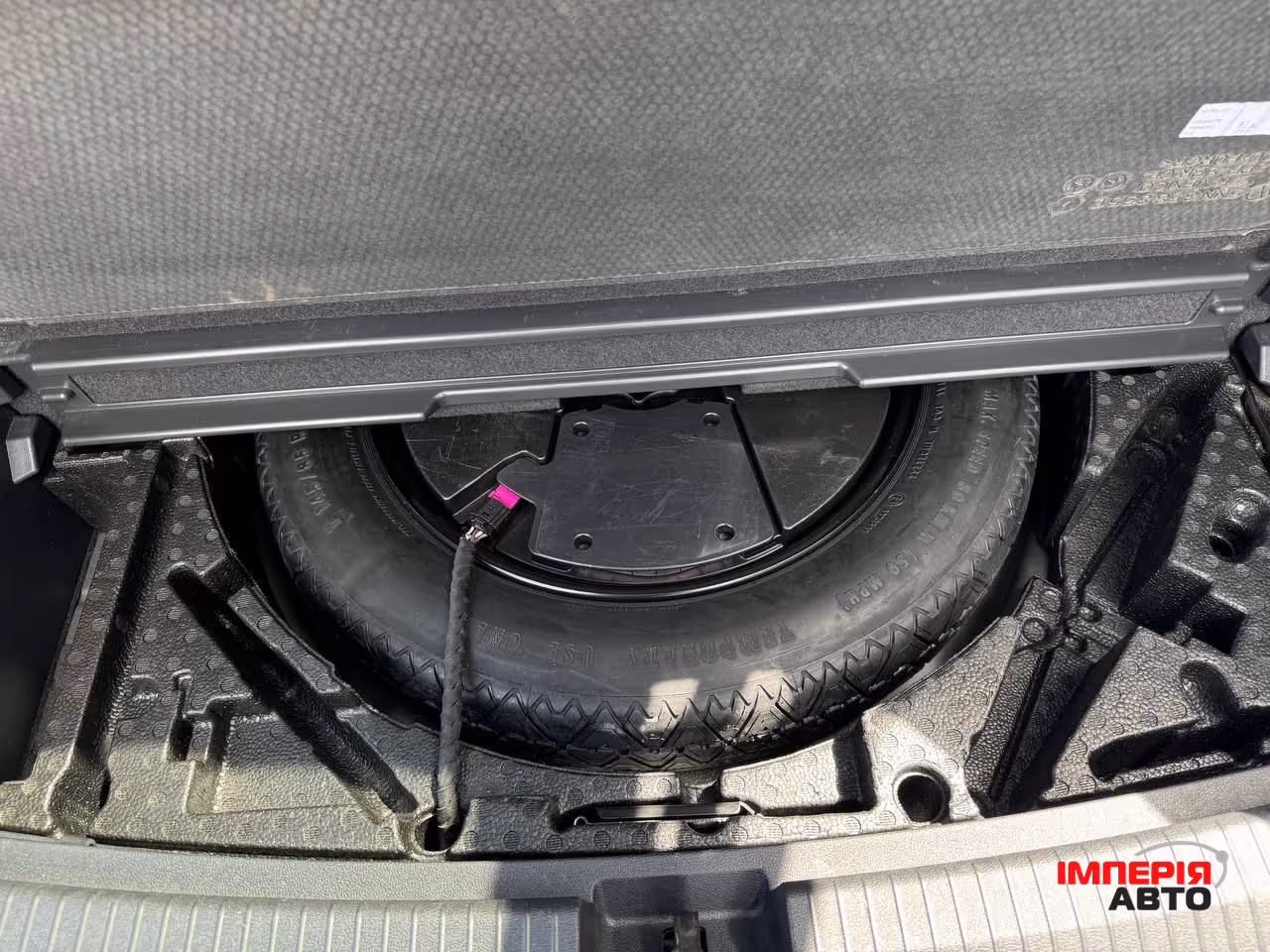 Volkswagen Tiguan - фото 21