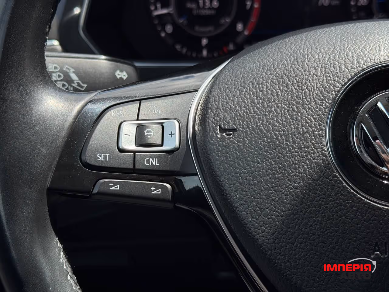 Volkswagen Tiguan - фото 40